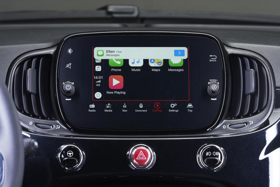 Детали интерьера Fiat 500 120° (312) 2019 года  (фото 10 из 13)